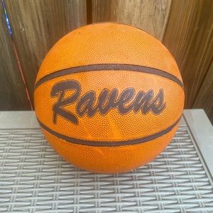 ONE TREE HILL RAVENS BASKETBALL ACTUAL PROP FROM SET!